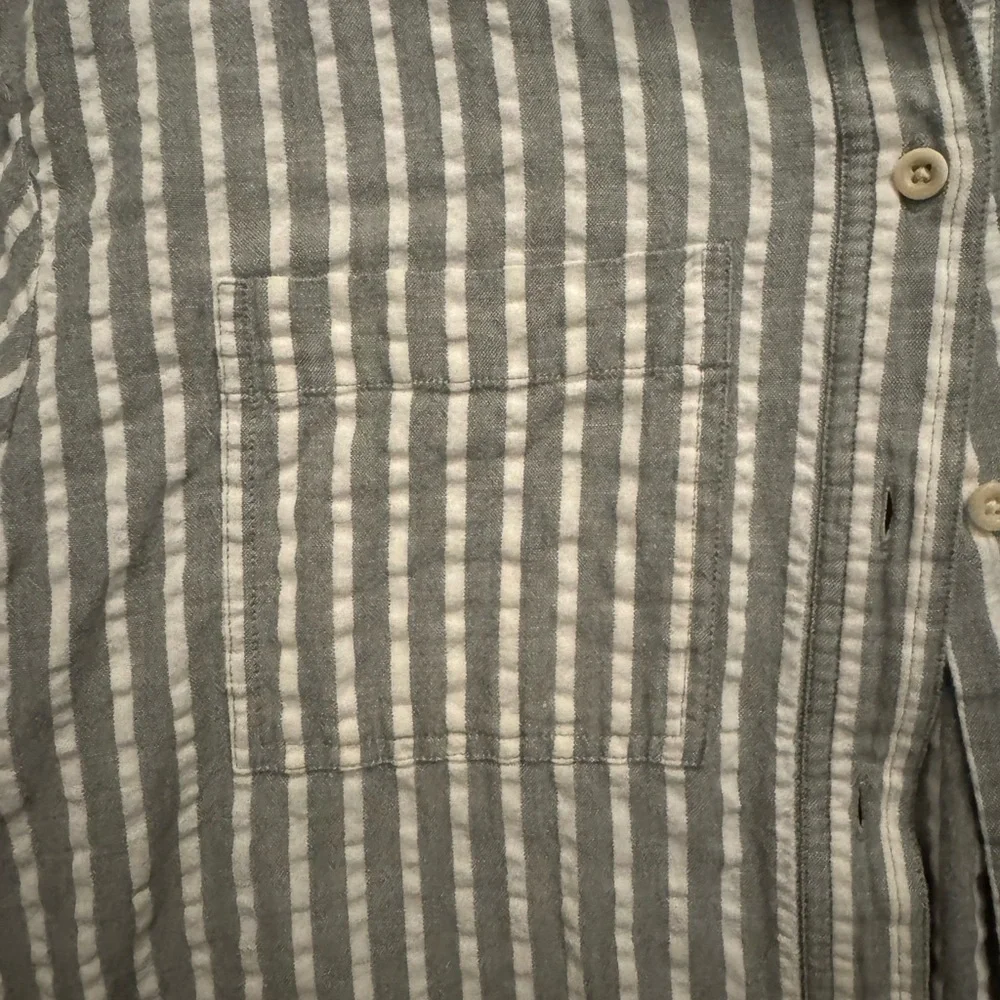 Madewell Seersucker Beachside Shirt in Stripe - Picture 3 of 3